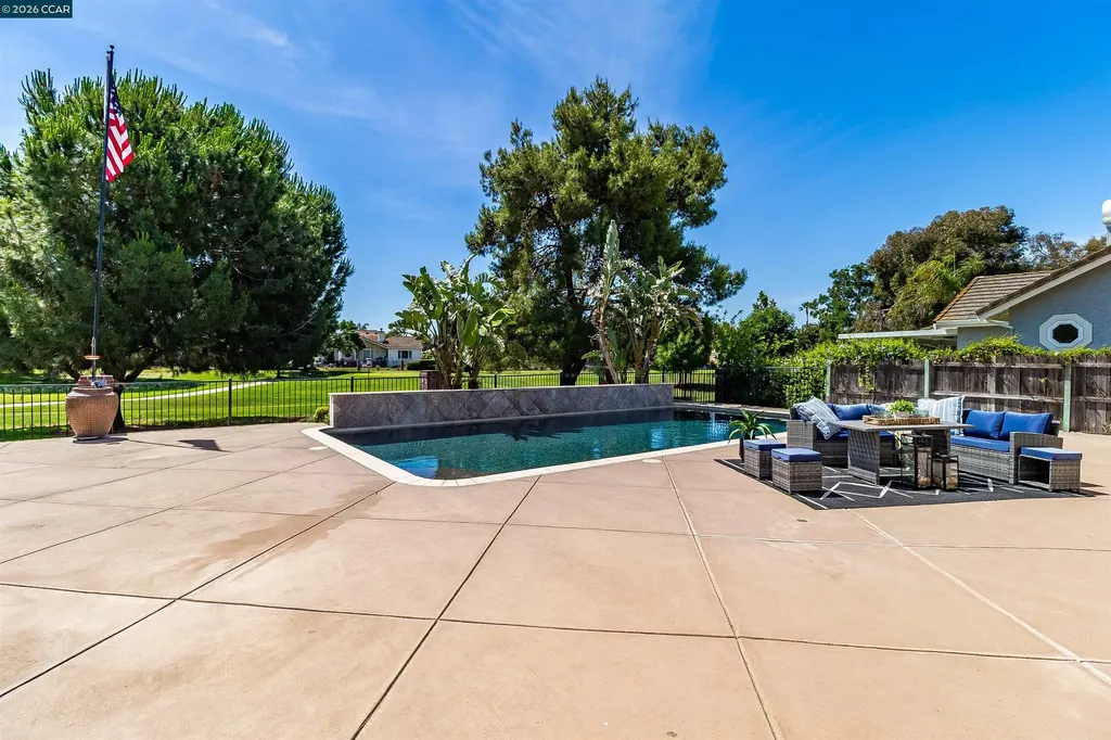 5619 Berwick Court Discovery Bay CA 94505