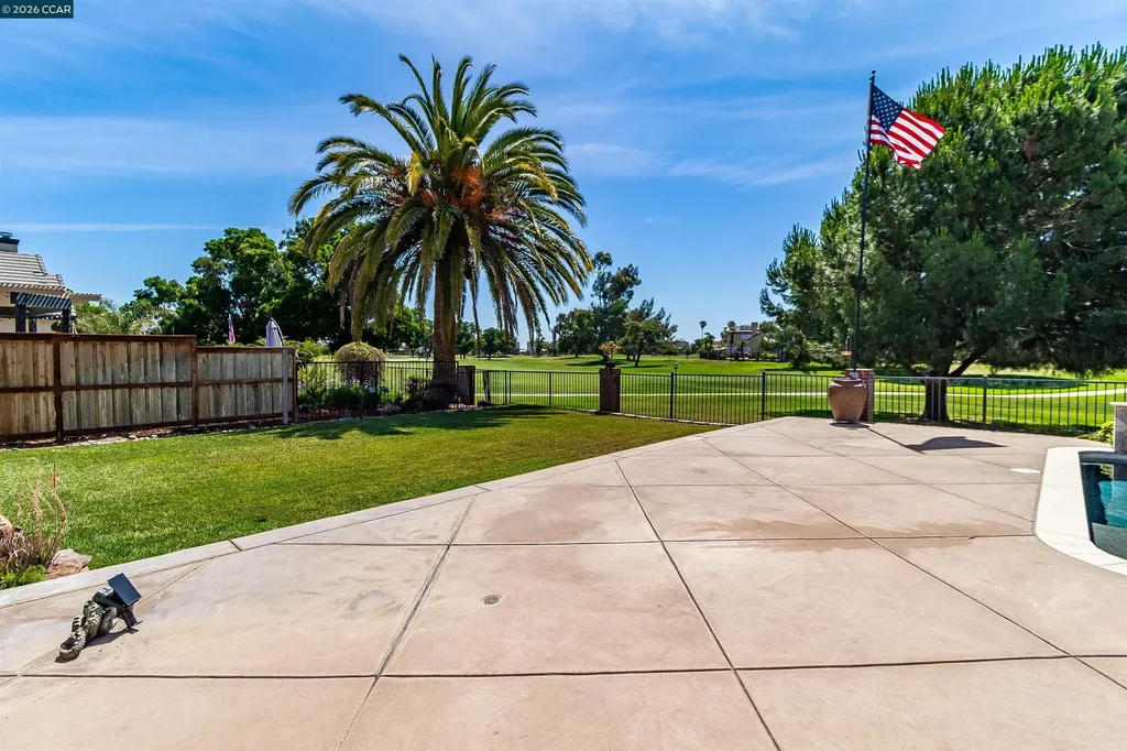 5619 Berwick Court Discovery Bay CA 94505