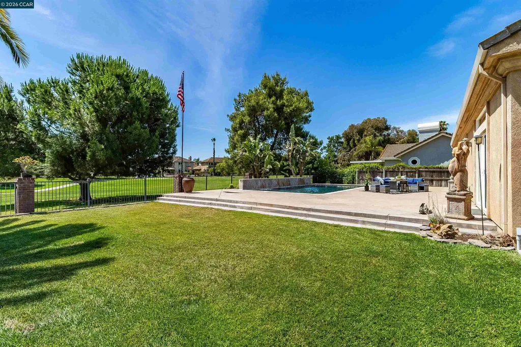 5619 Berwick Court Discovery Bay CA 94505