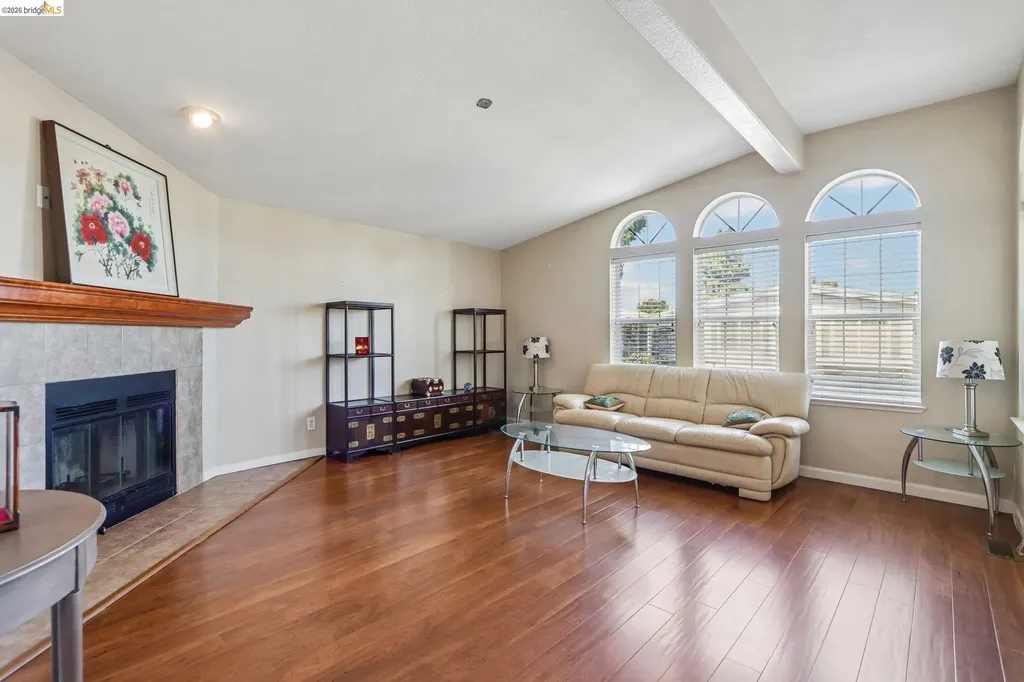 29344 New Hampshire Hayward CA 94544