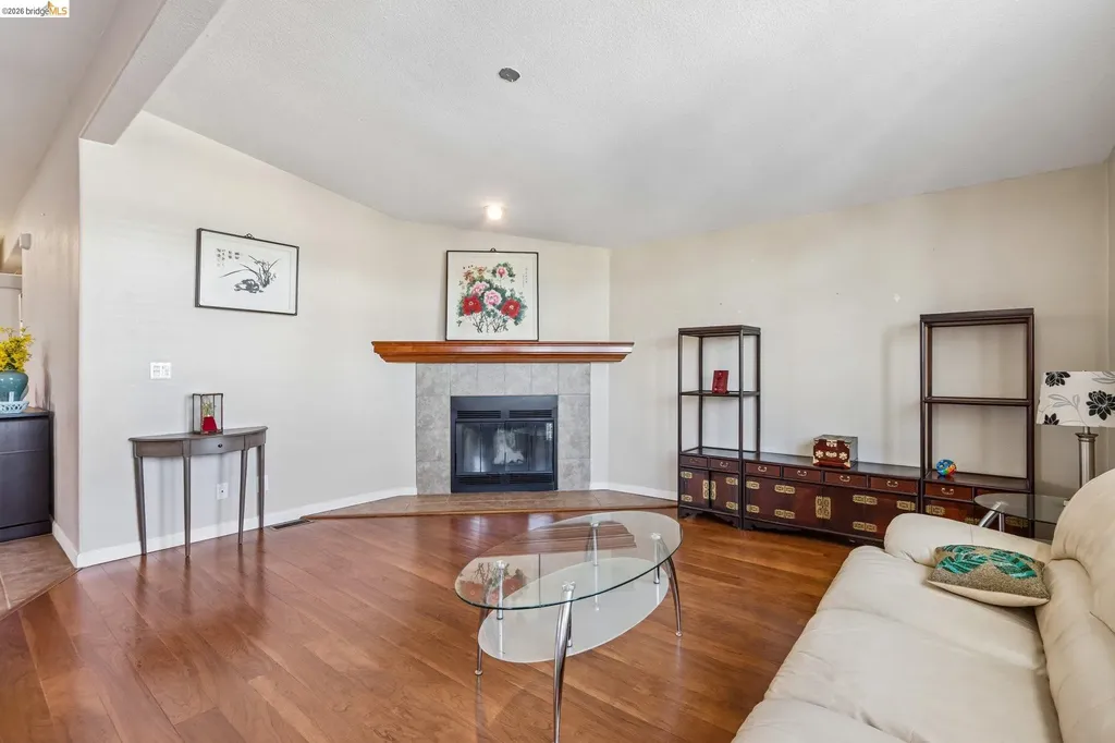 29344 New Hampshire Hayward CA 94544