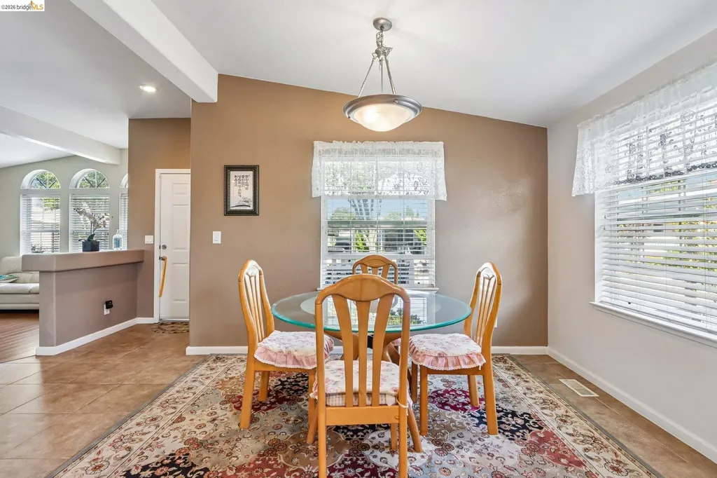 29344 New Hampshire Hayward CA 94544