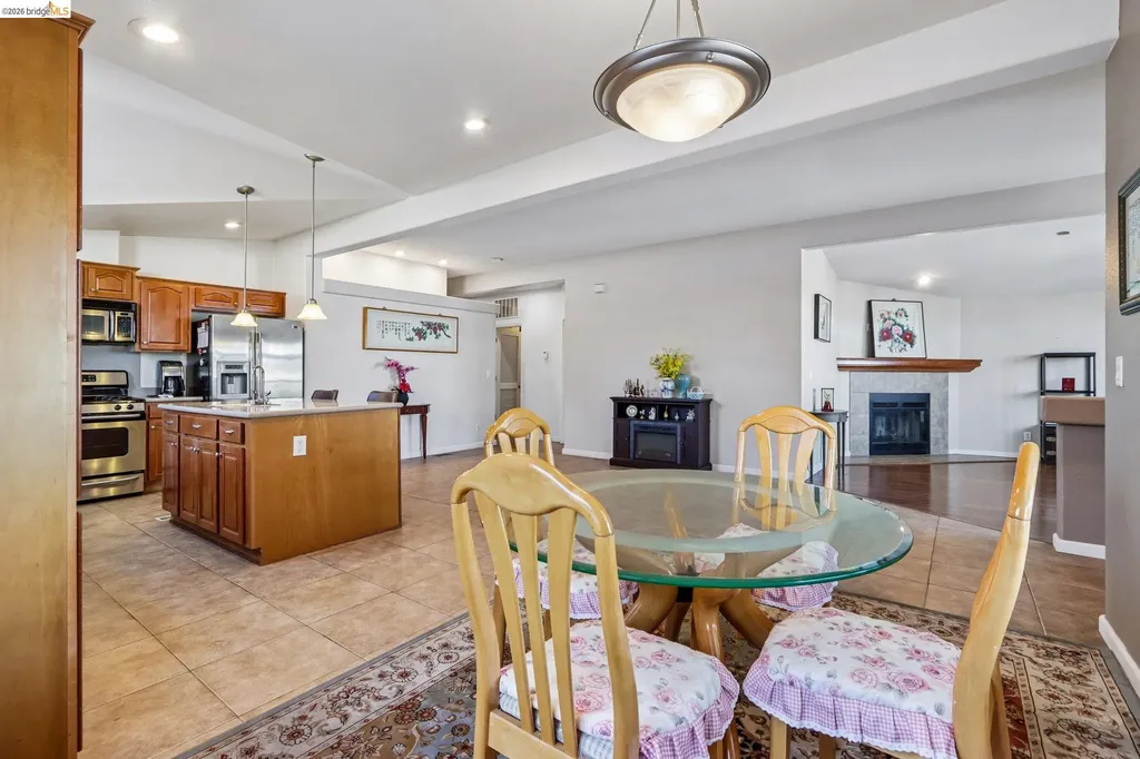 29344 New Hampshire Hayward CA 94544