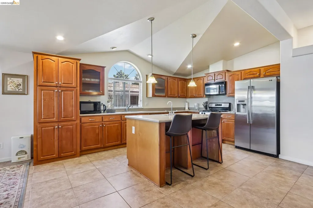 29344 New Hampshire Hayward CA 94544