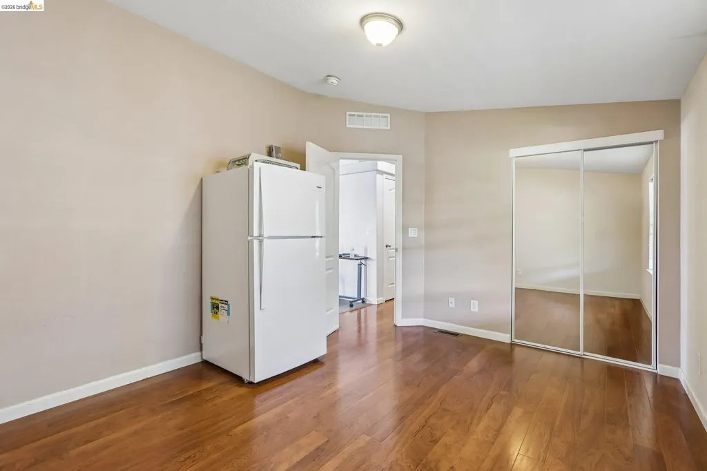 29344 New Hampshire Hayward CA 94544