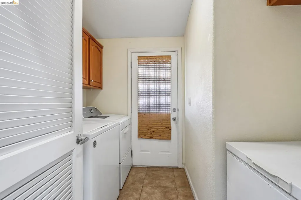 29344 New Hampshire Hayward CA 94544