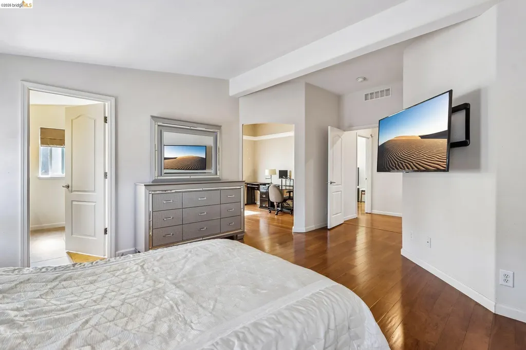 29344 New Hampshire Hayward CA 94544