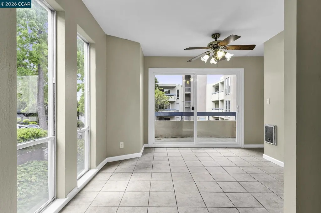 385 Jayne Avenue Oakland CA 94610