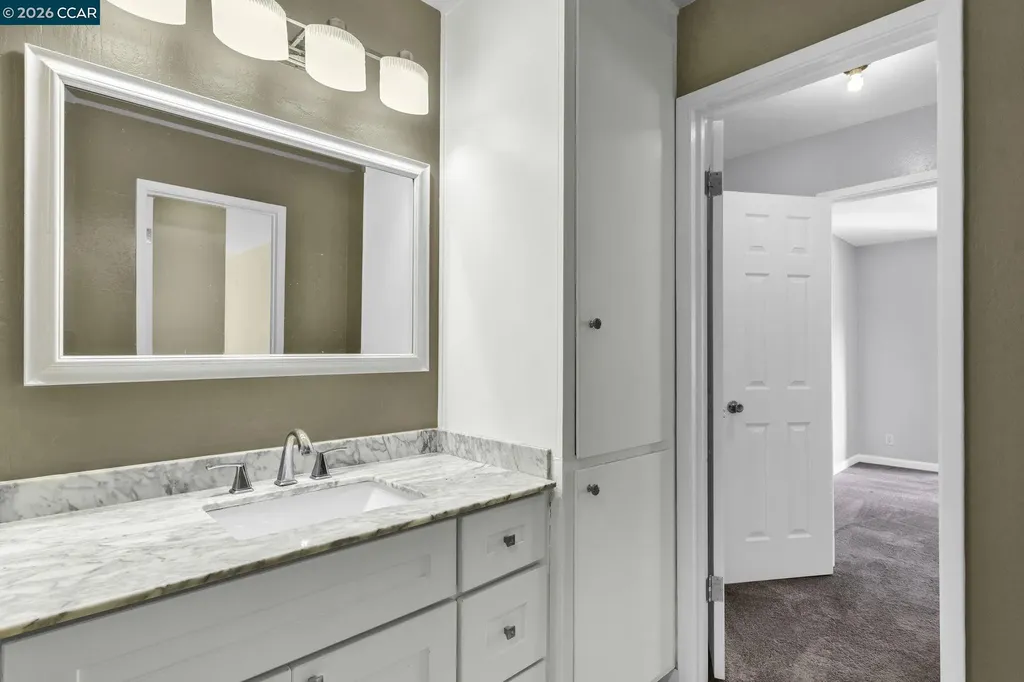 385 Jayne Avenue Oakland CA 94610