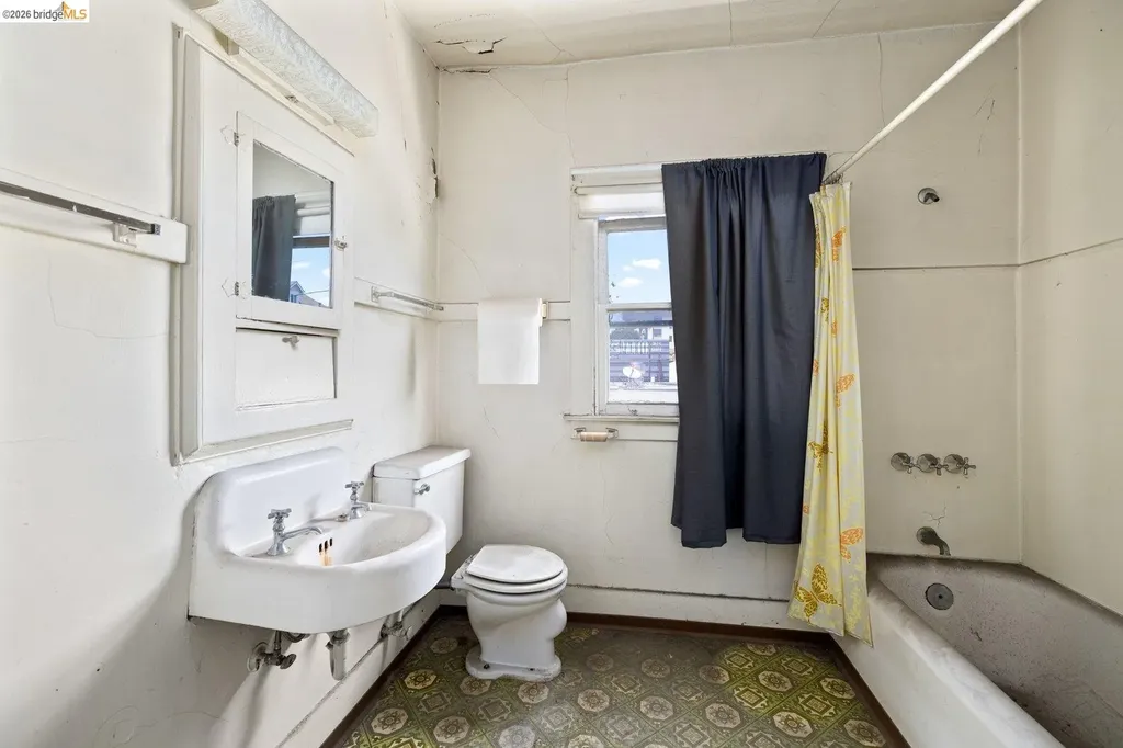 3101 San Pablo Avenue Berkeley CA 94702