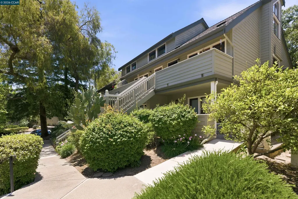 400 Suntree Lane Pleasant Hill CA 94523
