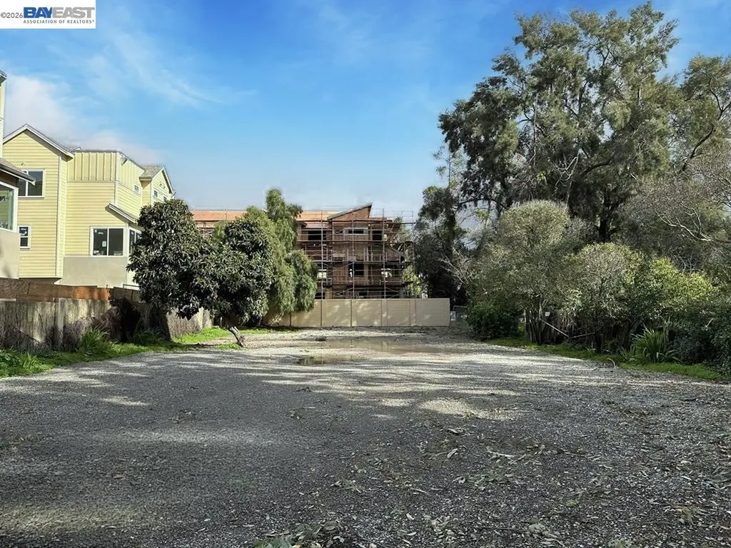 41426 Roberts Avenue Fremont CA 94538