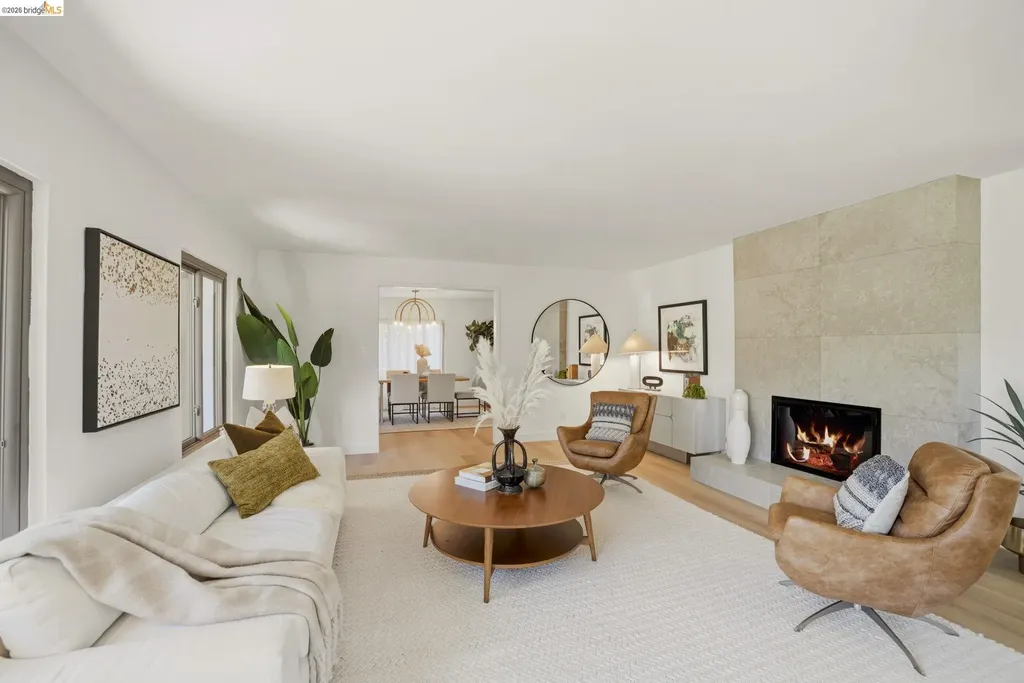 1085 Brookwood Road Oakland CA 94610