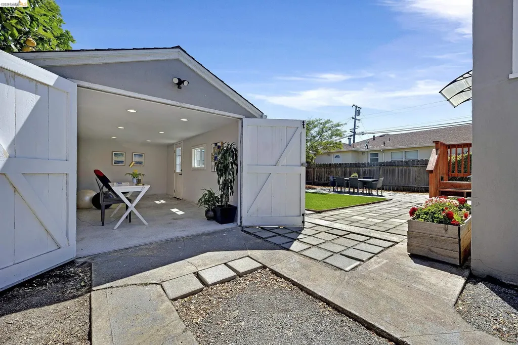 4312 Nevin Avenue Richmond CA 94805