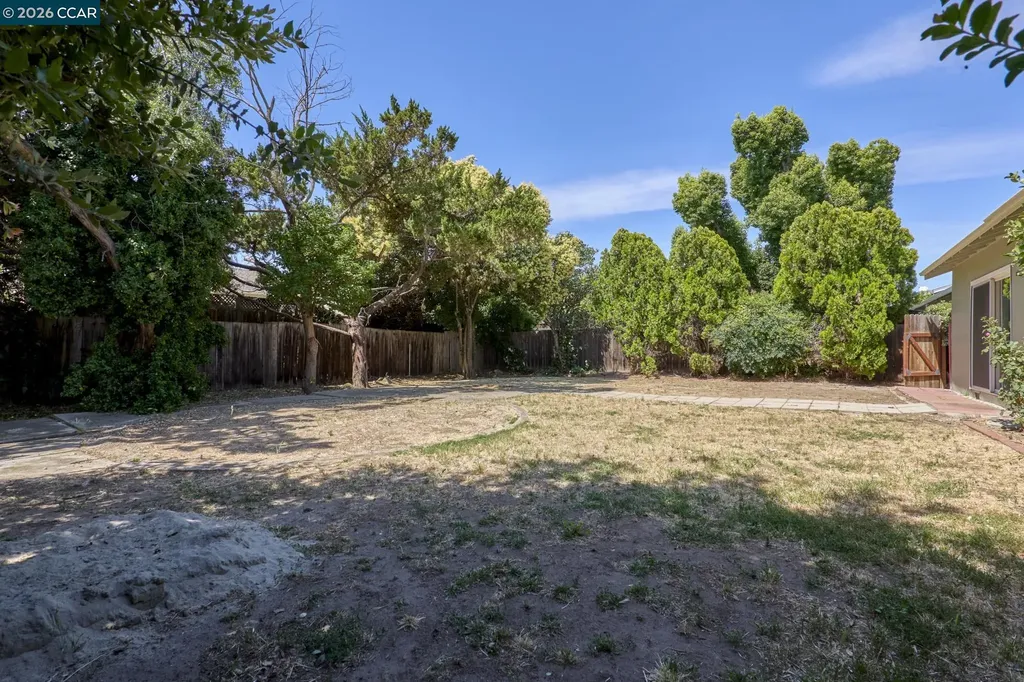 929 San Carlos Drive Antioch CA 94509