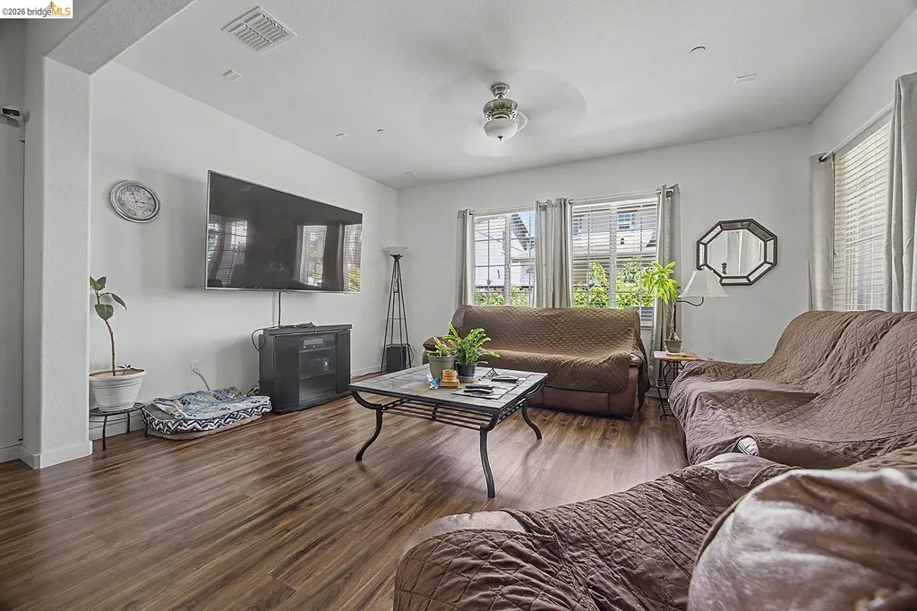 186 Willowrun Way Oakley CA 94561