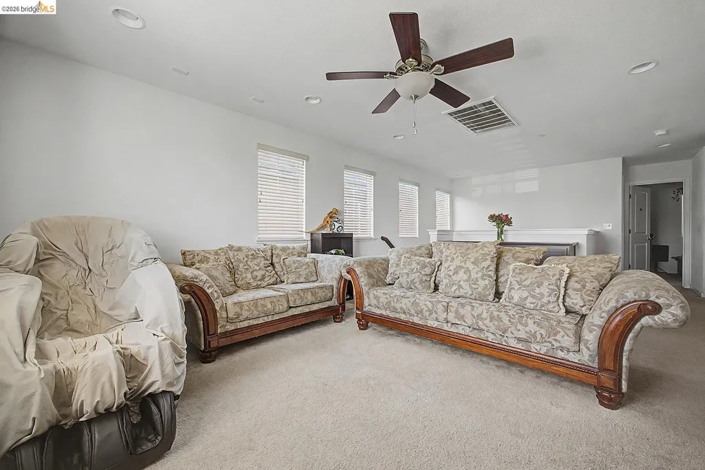 186 Willowrun Way Oakley CA 94561