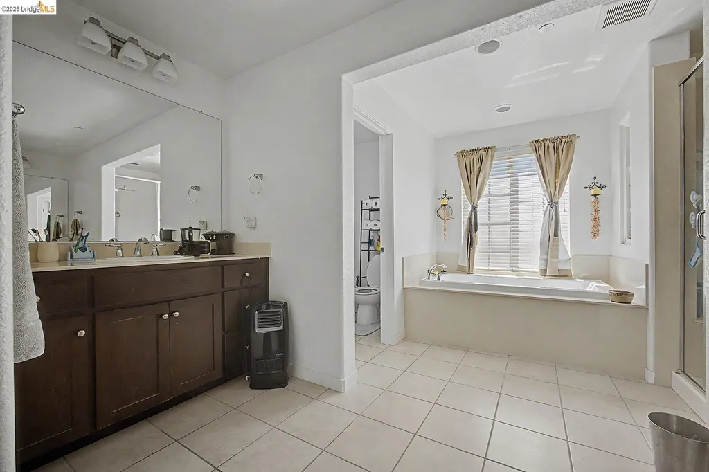 186 Willowrun Way Oakley CA 94561