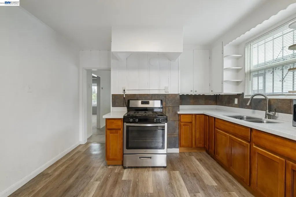 2764 78th Avenue Oakland CA 94605