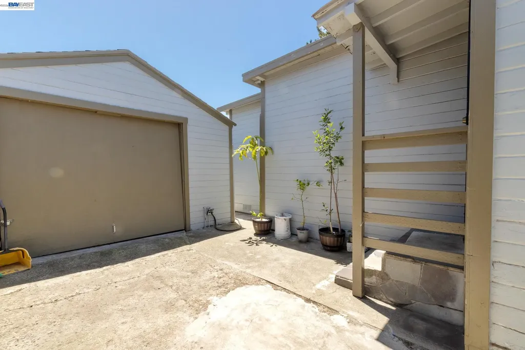 2764 78th Avenue Oakland CA 94605