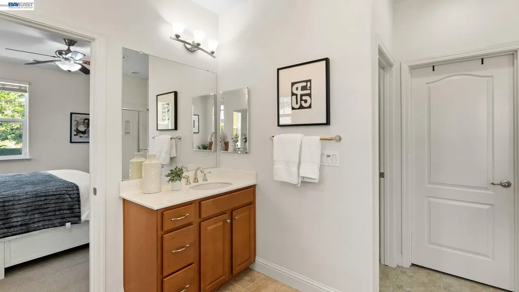 3207 Vittoria Loop Dublin CA 94568
