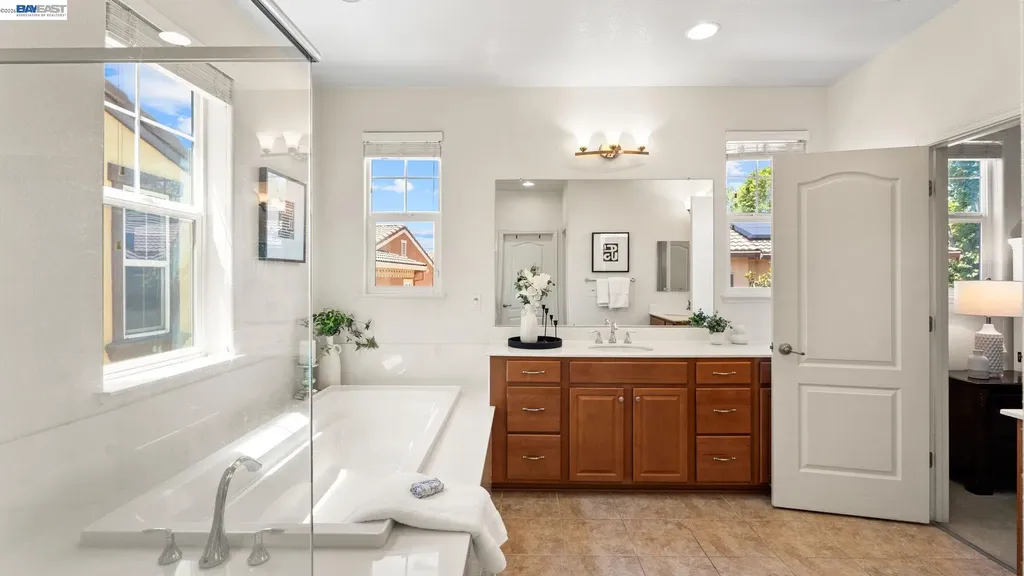 3207 Vittoria Loop Dublin CA 94568