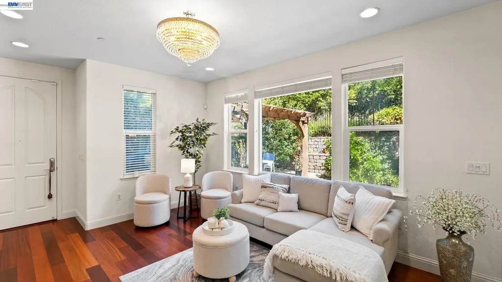 3207 Vittoria Loop Dublin CA 94568