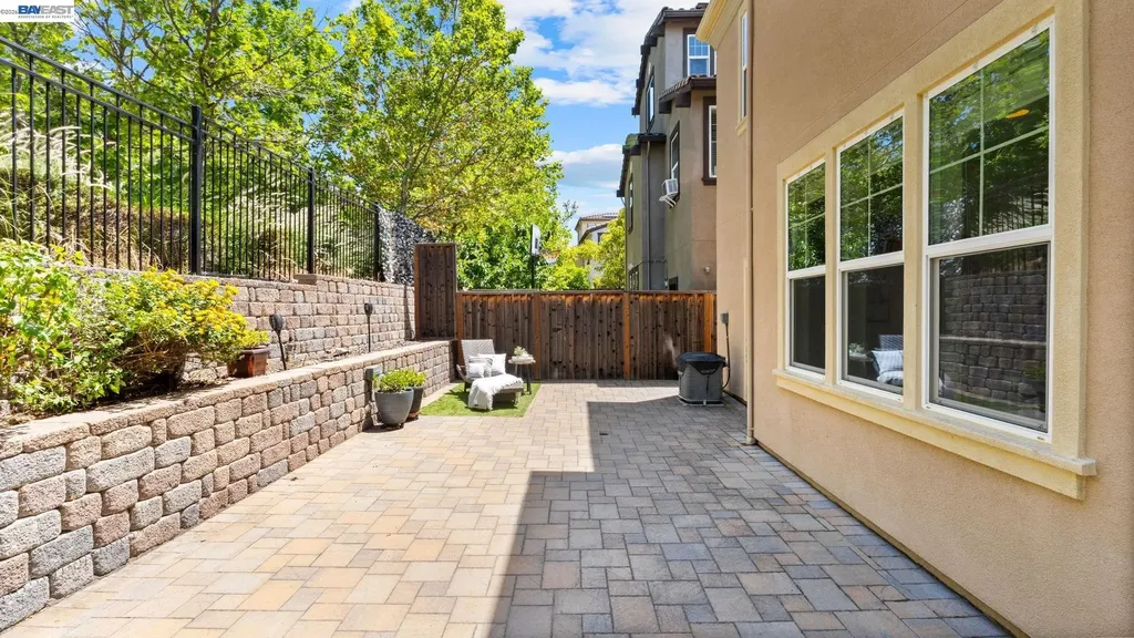 3207 Vittoria Loop Dublin CA 94568