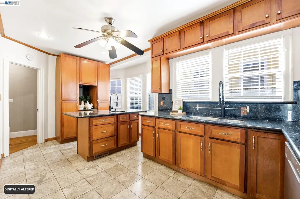 5814 Fleming Avenue Oakland CA 94605