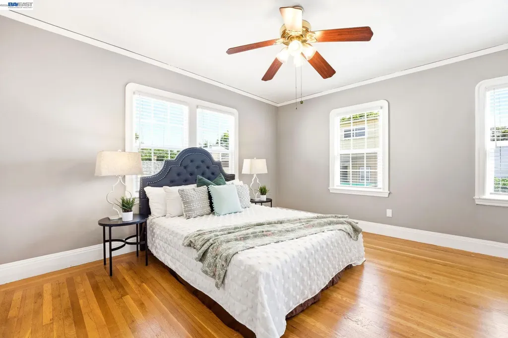 5814 Fleming Avenue Oakland CA 94605