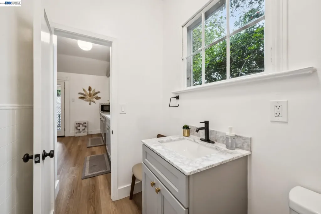 4336 Fleming Avenue Oakland CA 94619