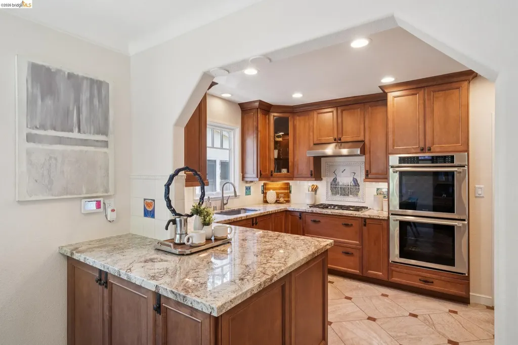 957 Lee Avenue San Leandro CA 94577