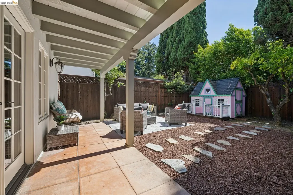 957 Lee Avenue San Leandro CA 94577