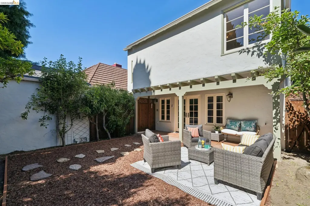 957 Lee Avenue San Leandro CA 94577