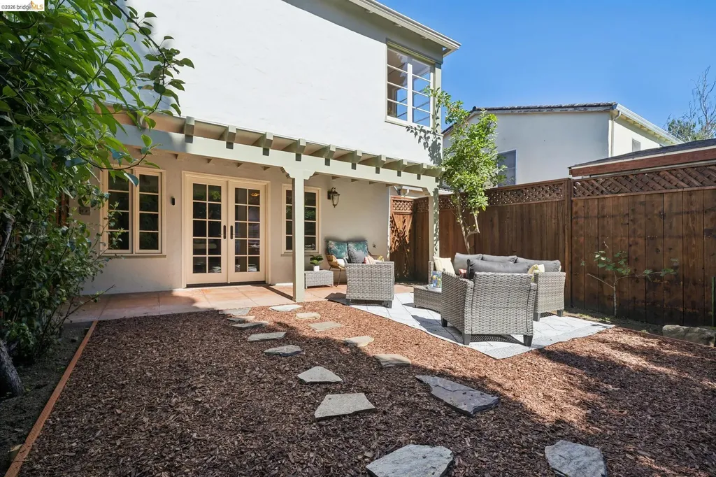 957 Lee Avenue San Leandro CA 94577