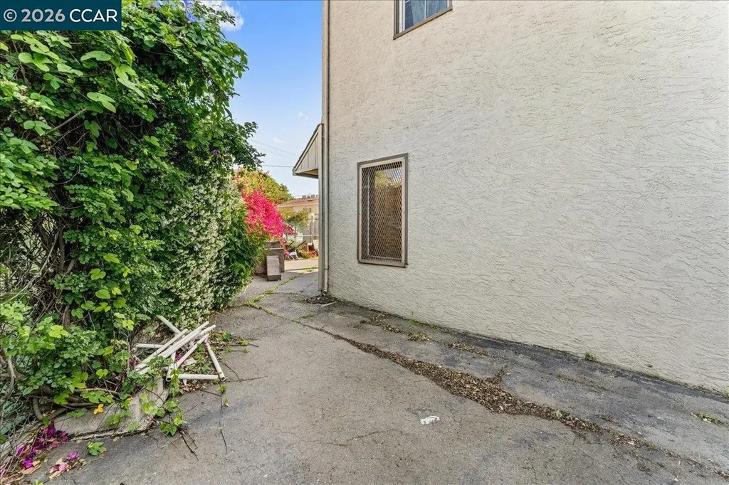 1222 Solano Vallejo CA 94590