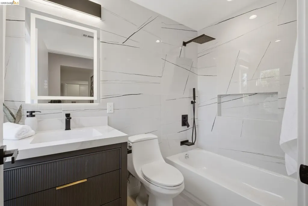 6922 Blake Street El Cerrito CA 94530