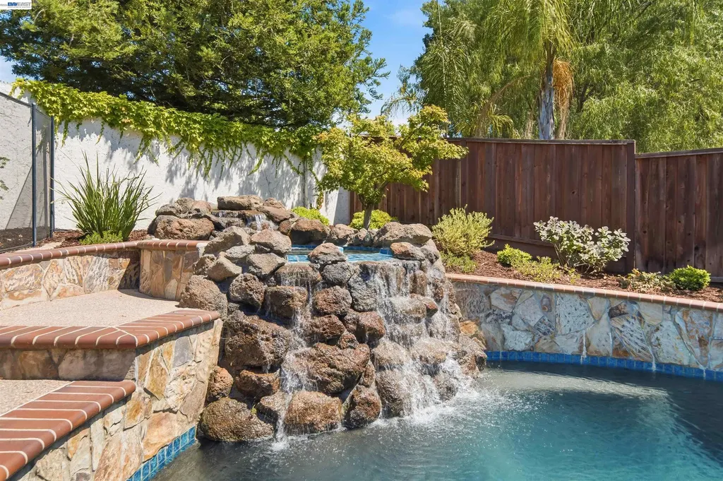 5996 Melanie Court Livermore CA 94550