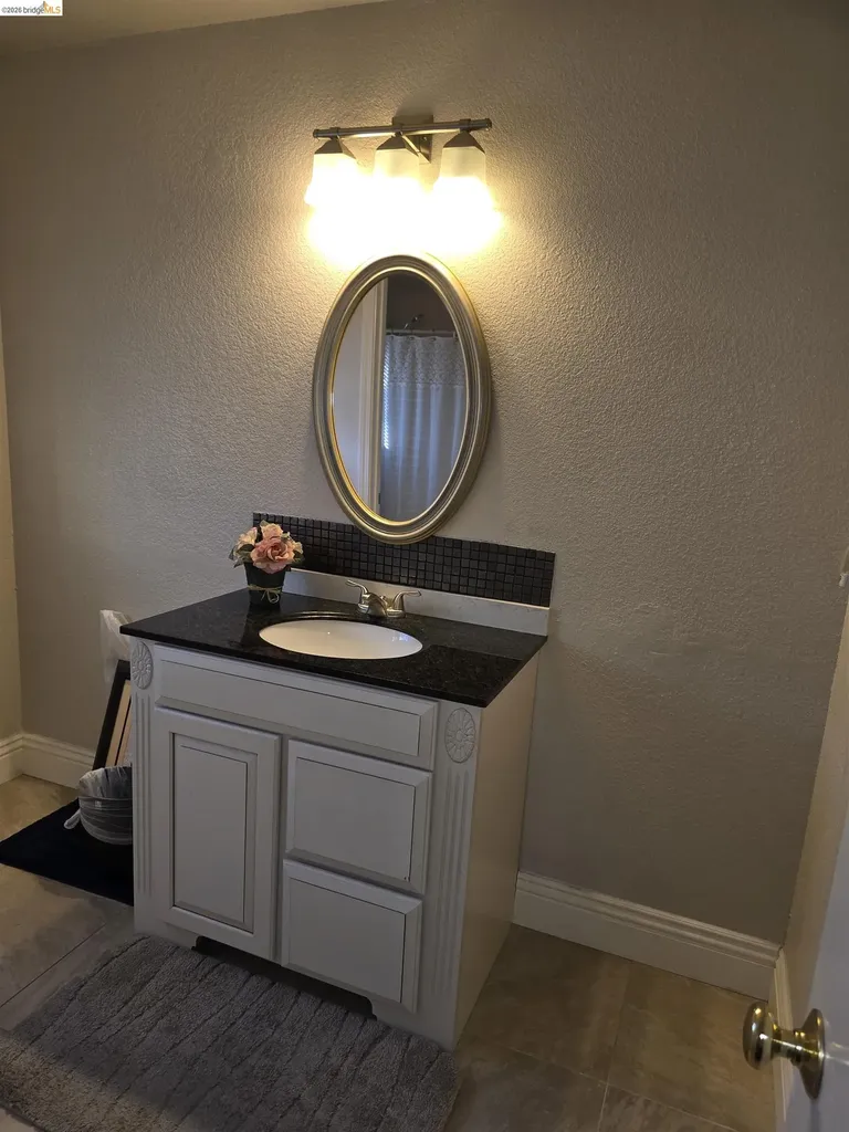 6 Bridlewood Court Pittsburg CA 94565
