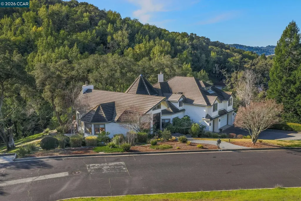 4 Julianna Moraga CA 94556