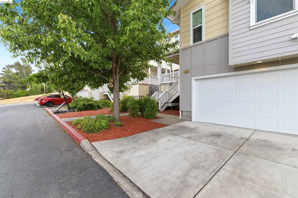 117 Kingswood Lane Martinez CA 94553