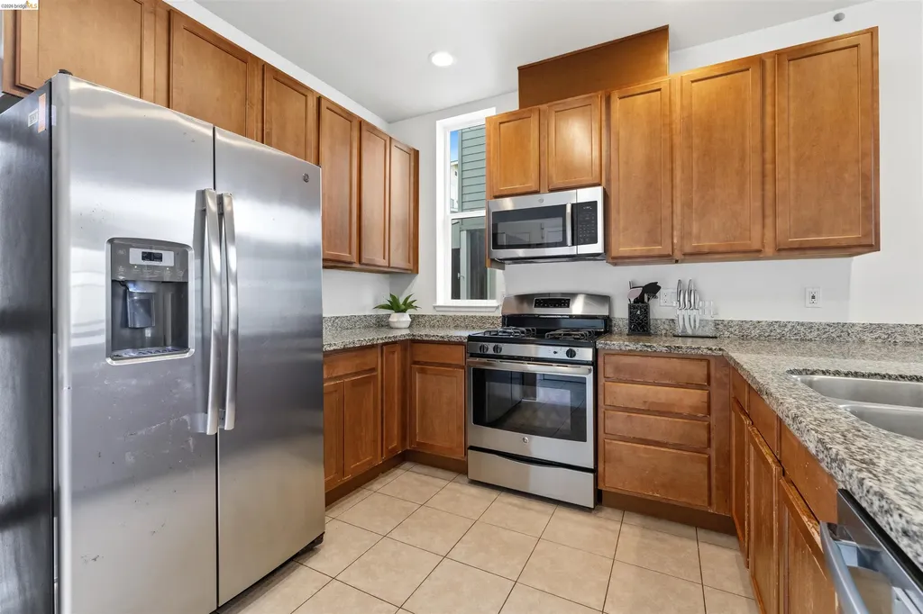 117 Kingswood Lane Martinez CA 94553