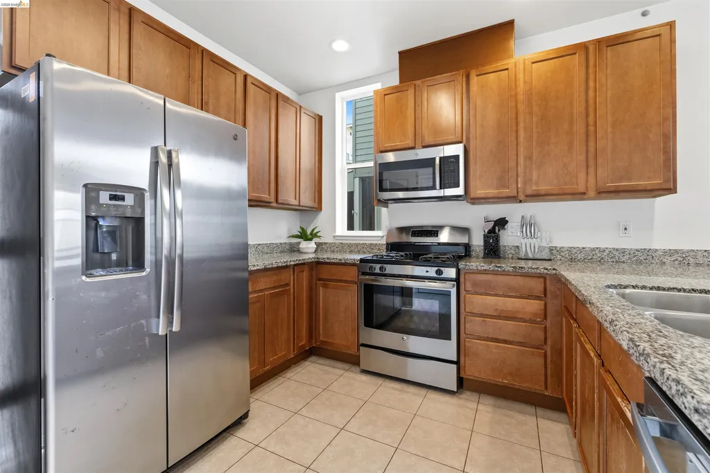 117 Kingswood Lane Martinez CA 94553