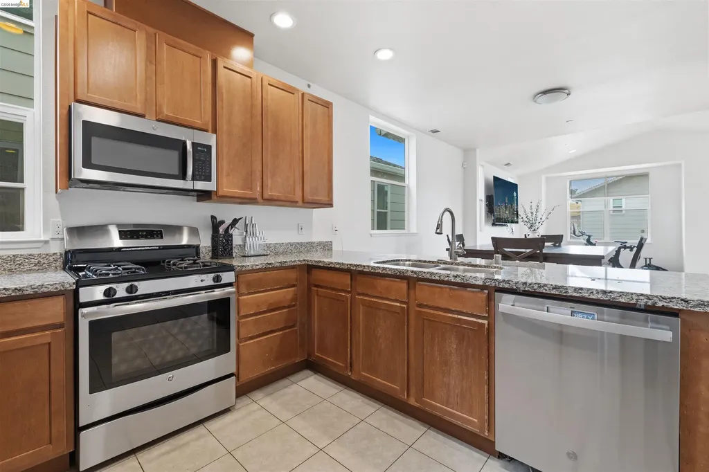 117 Kingswood Lane Martinez CA 94553