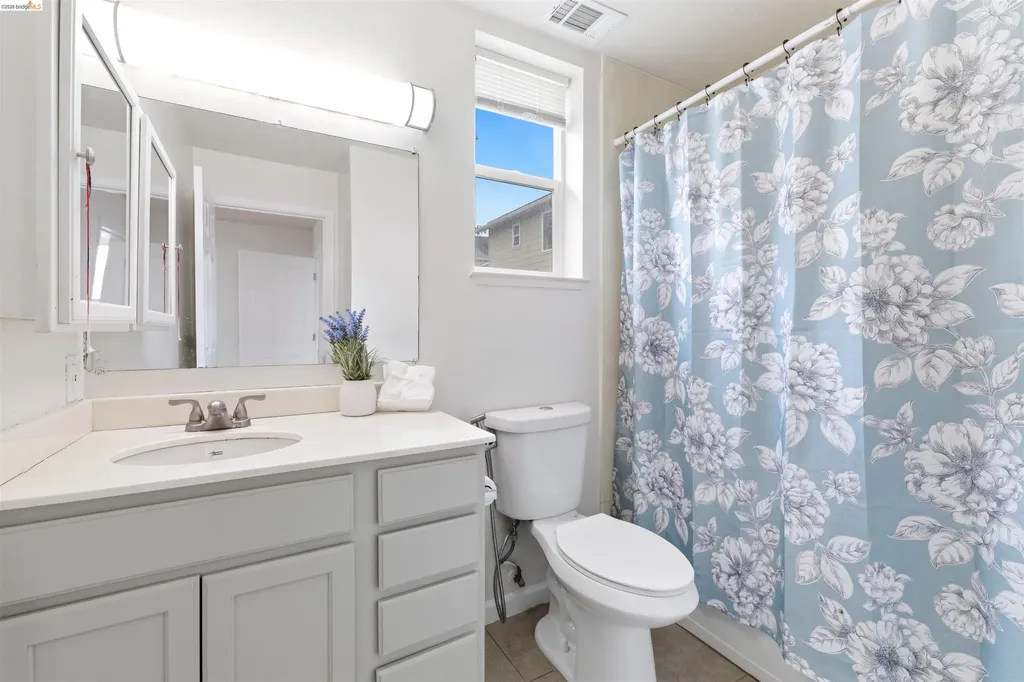 117 Kingswood Lane Martinez CA 94553
