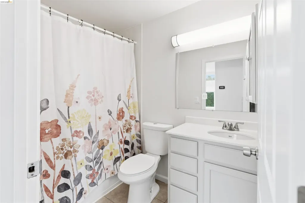 117 Kingswood Lane Martinez CA 94553