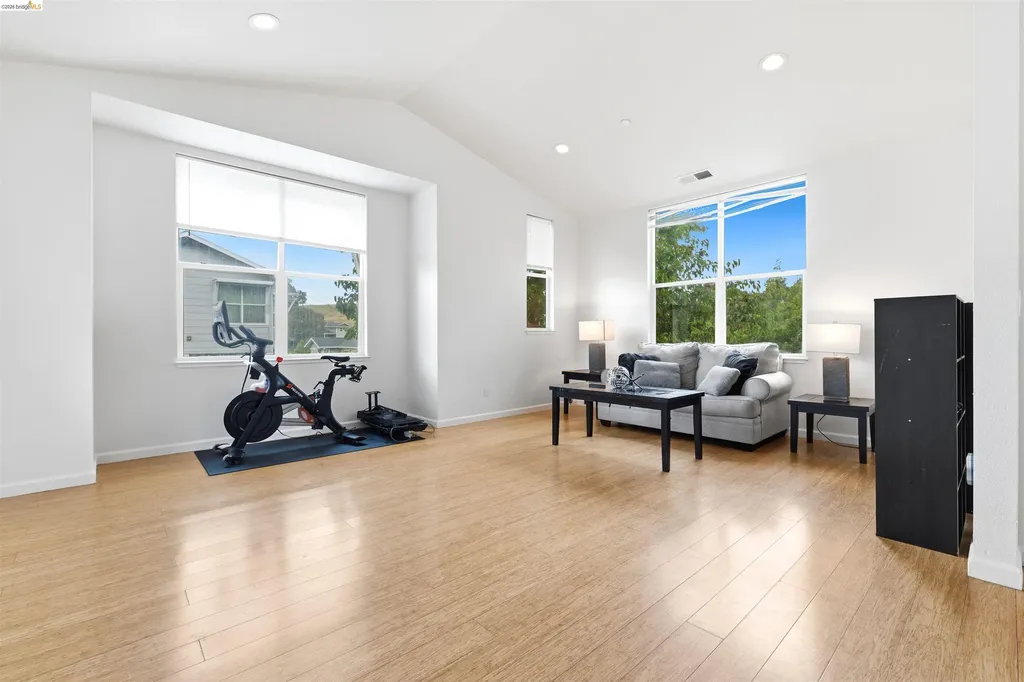 117 Kingswood Lane Martinez CA 94553