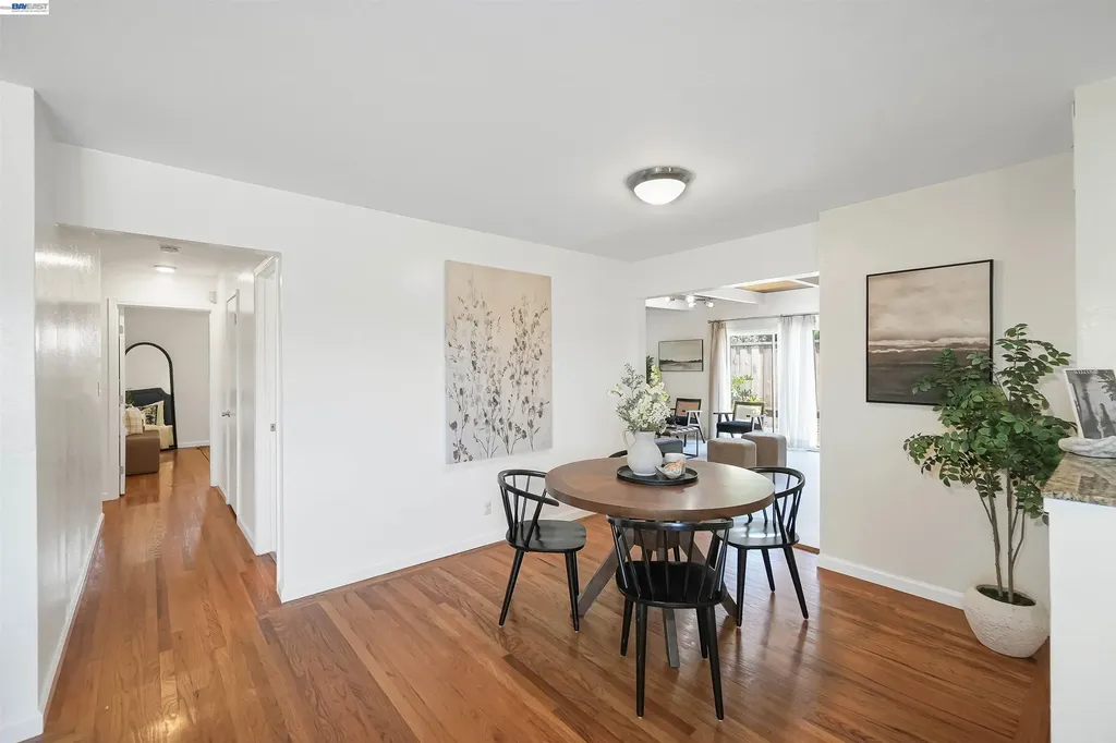 31590 Hugh Way Hayward CA 94544