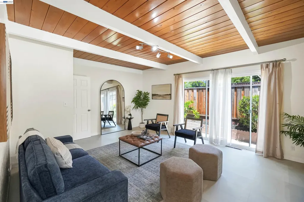 31590 Hugh Way Hayward CA 94544