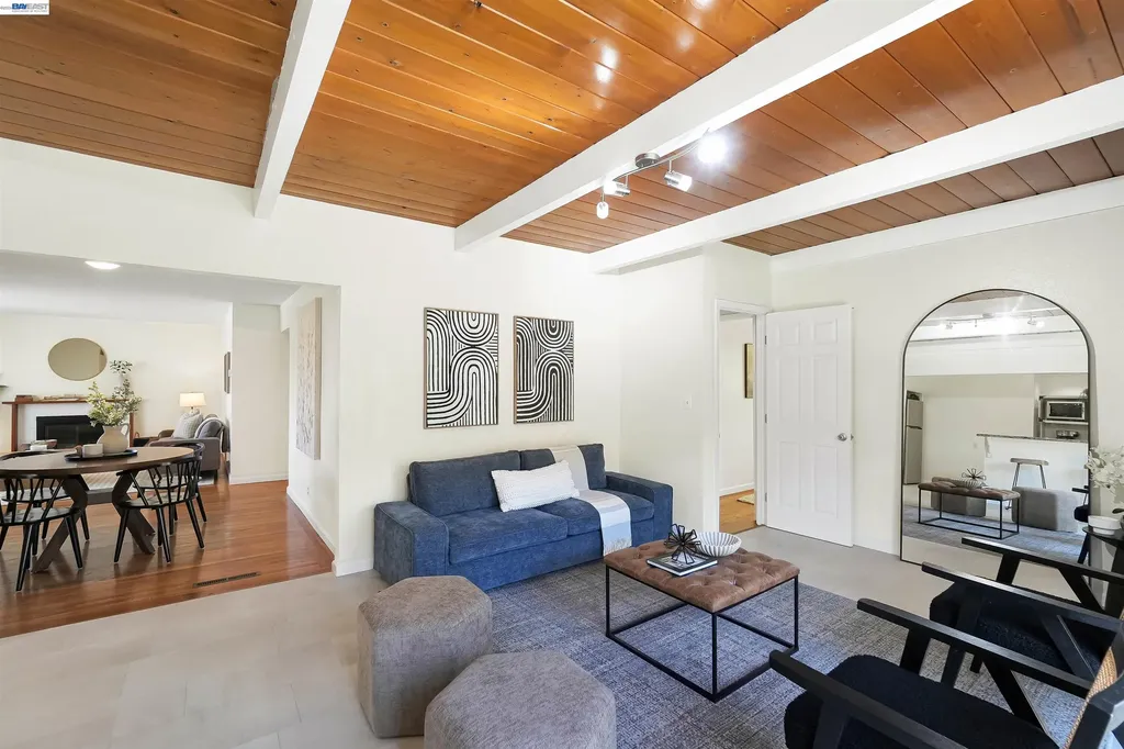 31590 Hugh Way Hayward CA 94544